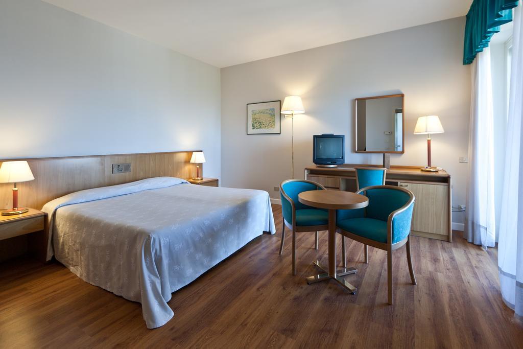 Hotel San Michele Кальтаниссетта Экстерьер фото