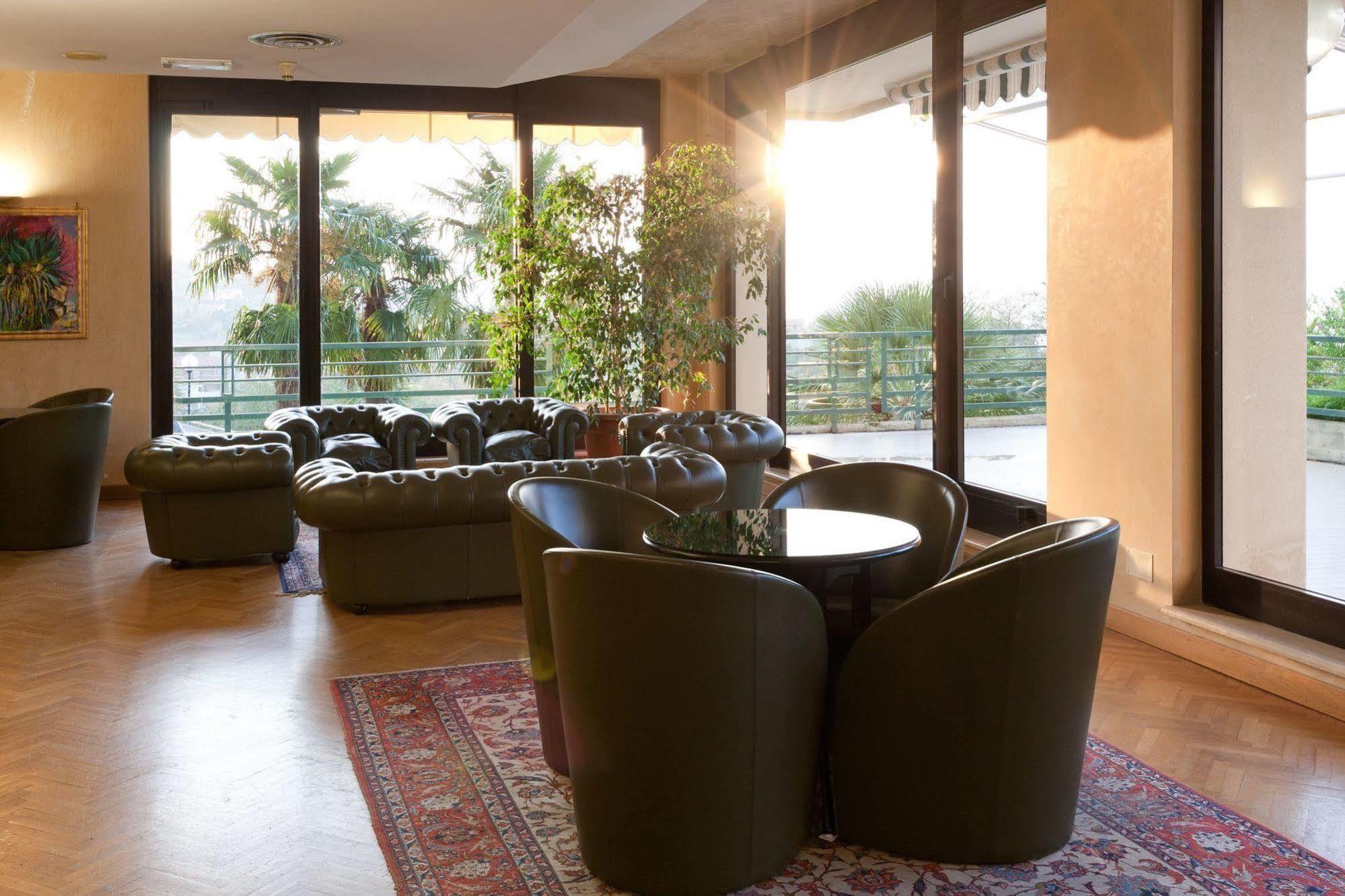 Hotel San Michele Кальтаниссетта Экстерьер фото